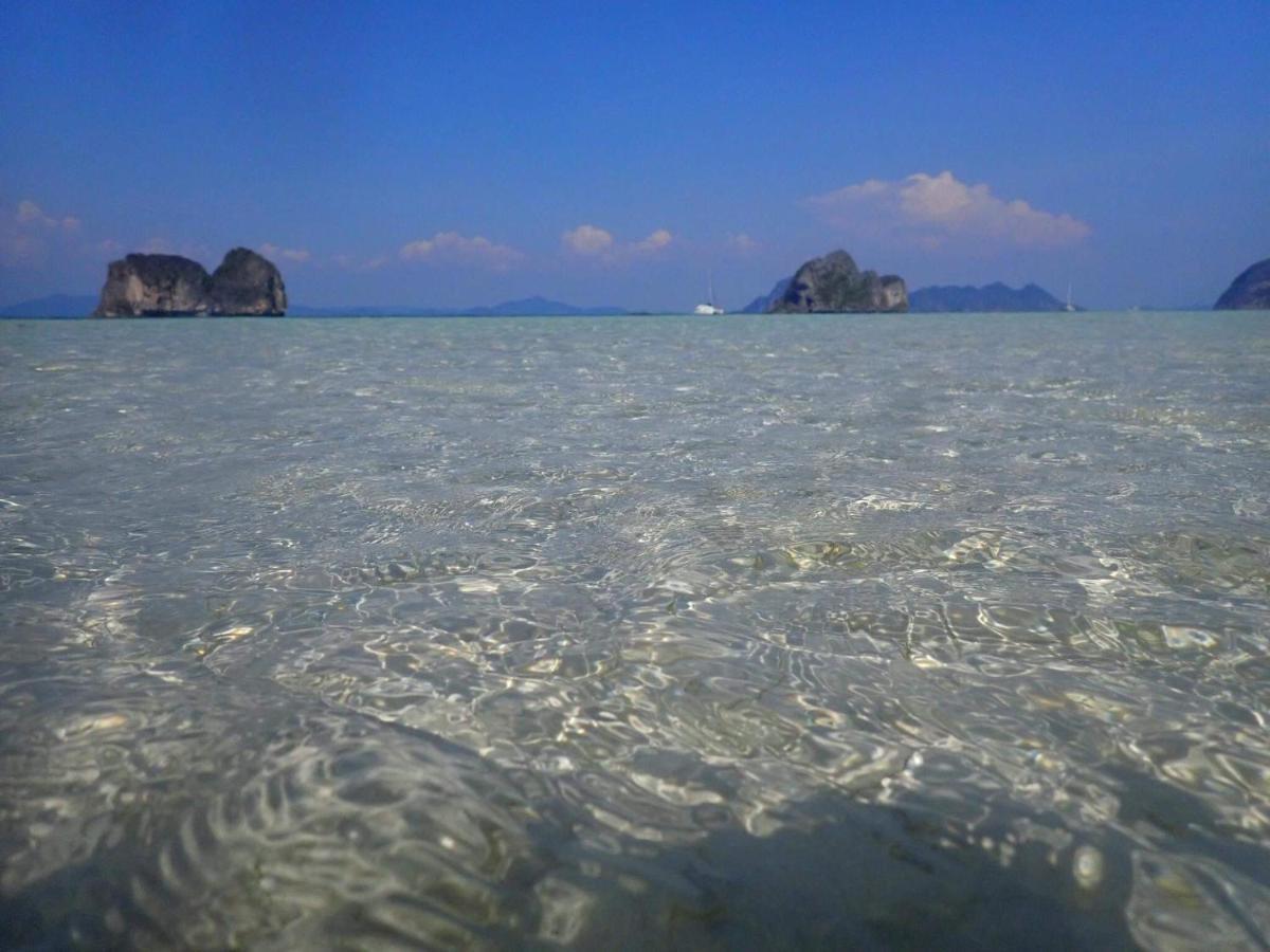 Koh Ngai Sea Open Resort Exterior photo